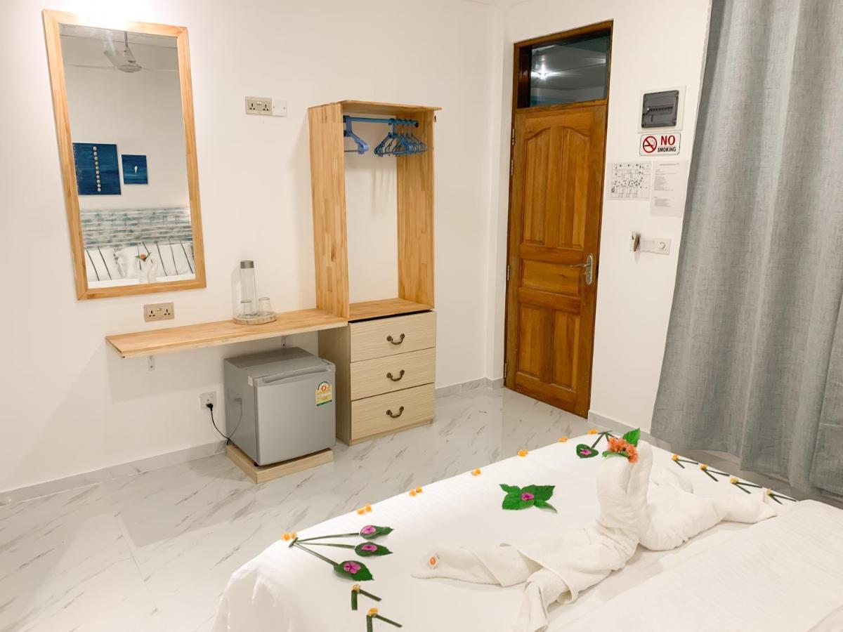 Fins Dive And Leisure Hotel Rasdhoo Eksteriør bilde